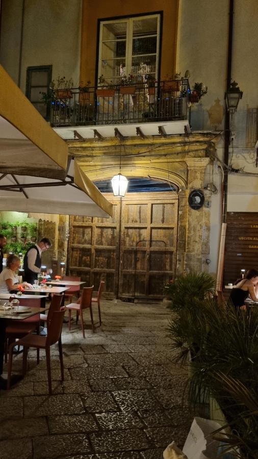 2 Sicilie Rooms And Suite In Centro Palermo Exterior photo