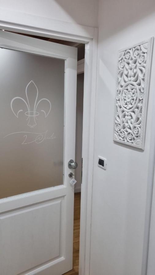 2 Sicilie Rooms And Suite In Centro Palermo Exterior photo