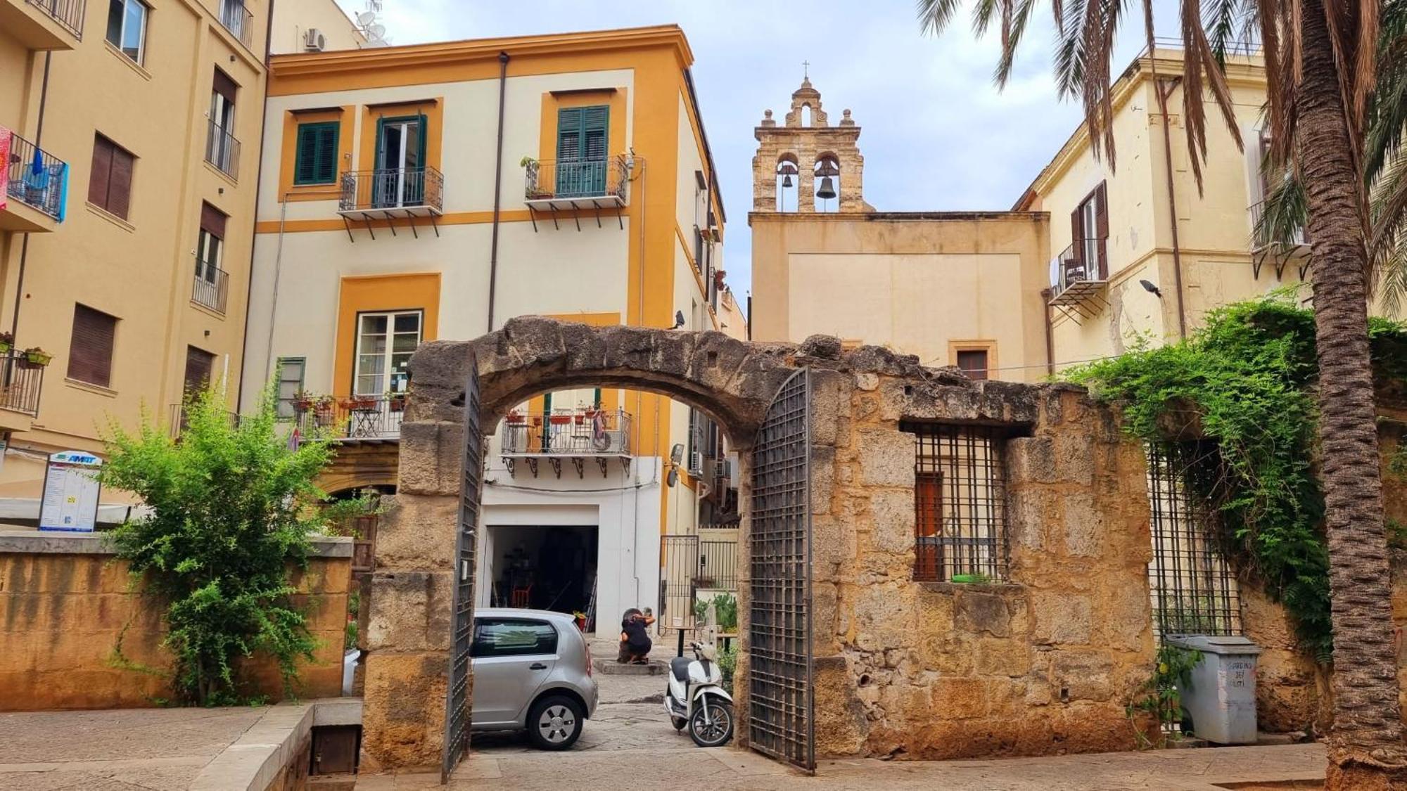 2 Sicilie Rooms And Suite In Centro Palermo Exterior photo